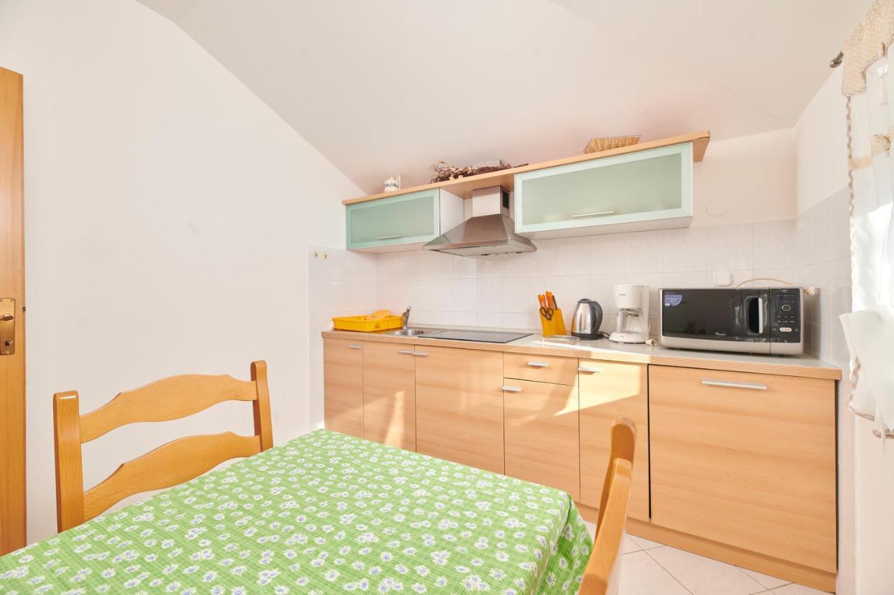 Apartament Apartman Igor Zambratija  Zewnętrze zdjęcie